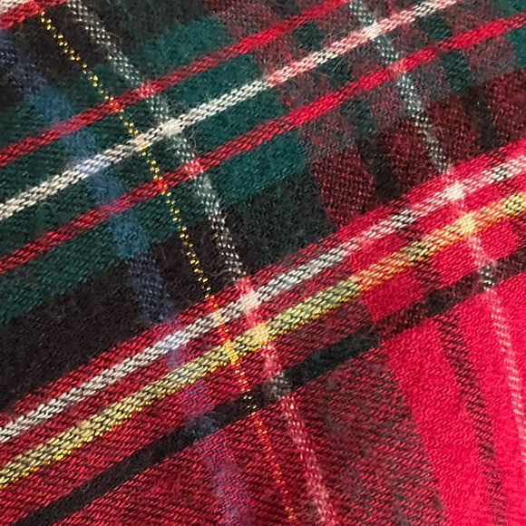 Red Green and Gold Plaid Button Down Long Sleeved Blouse, Sz XL - Picture 3 of 6